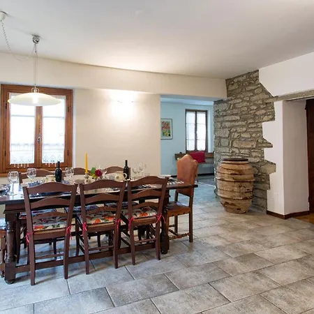 בית נופש Del Sole קורטונה